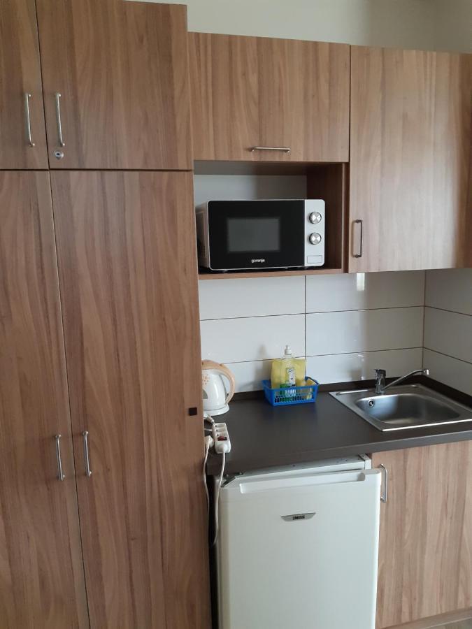 M47 Vendeghaz-Airport Hotel Debrecen Bagian luar foto