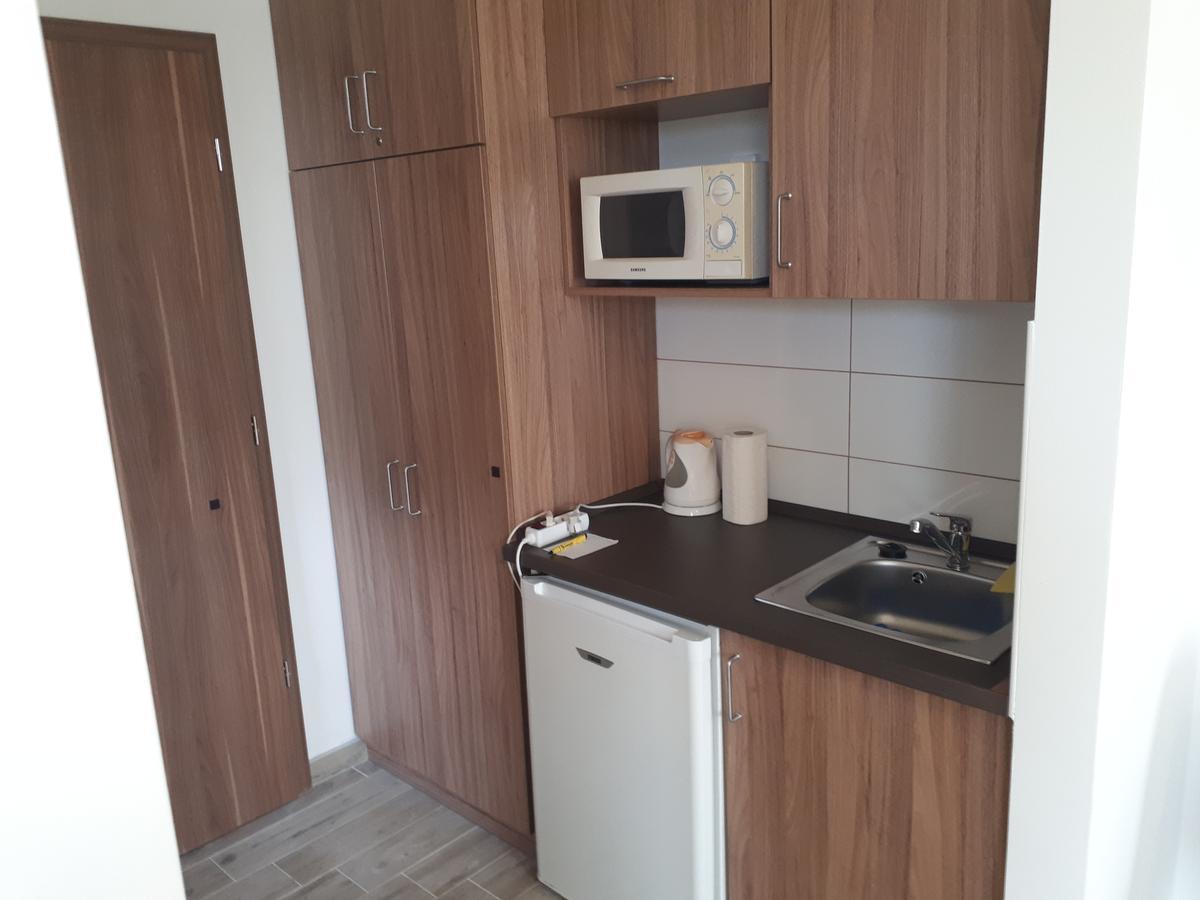 M47 Vendeghaz-Airport Hotel Debrecen Bagian luar foto